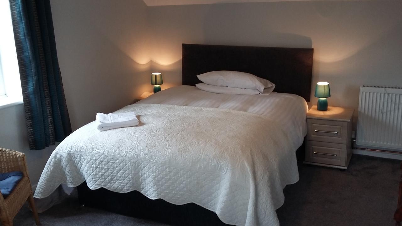 Church End Farm Bed And Breakfast Hale  Esterno foto