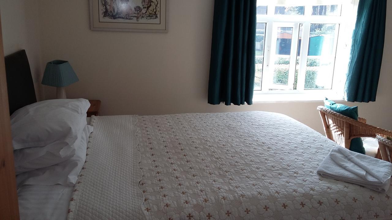 Church End Farm Bed And Breakfast Hale  Esterno foto