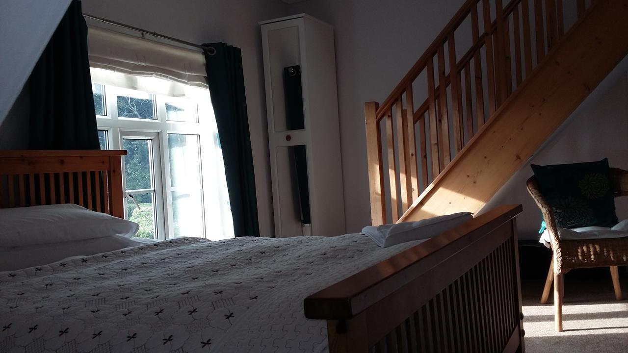 Church End Farm Bed And Breakfast Hale  Esterno foto